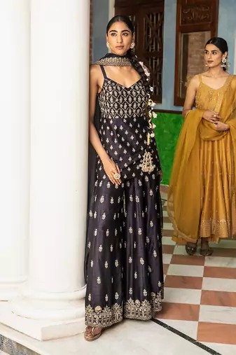 Zari Embroidered Short Kurta Paired With A Gharara And An Organza Dupatta