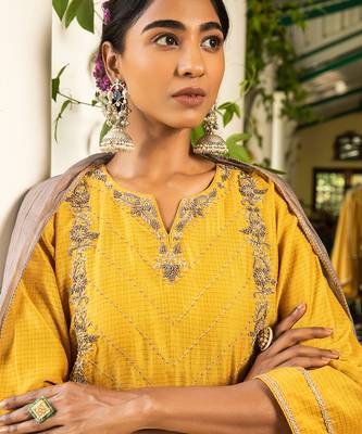 Yellow Woven Zari Chanderi Kurta  With Floral Bead Work Paired With Pants And An Ombre Crushed Chanderi Dupatta 3