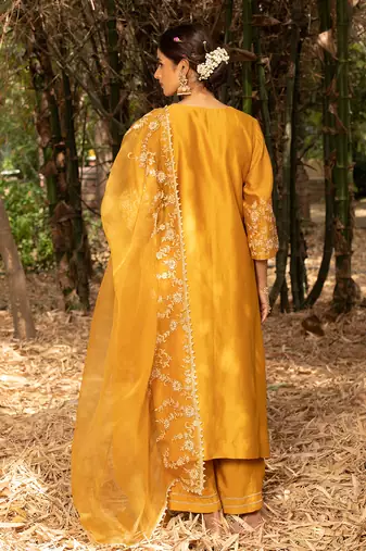 Yellow Chanderi Kurta With Dori Pearl Embroidery  Paired With A Embroidered Organza Dupatta