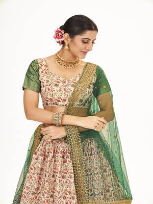 Off white  Banarasi silk Zari lehenga  with  Green color dupatta with Unsttiched blouse 2