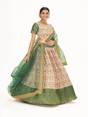 Off white  Banarasi silk Zari lehenga  with  Green color dupatta with Unsttiched blouse 3