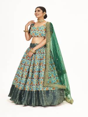 Sea Green  Banarasi silk Zari Half saree with  Green color dupatta with Unsttiched blouse 3