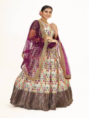 White color  Banarasi silk Zari Half saree with  Purple color dupatta with Unsttiched blouse 3