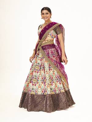 White color  Banarasi silk Zari Half saree with  Purple color dupatta with Unsttiched blouse 4