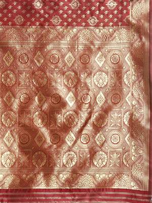 Maroon Kota Lichi Golden Zari Ethnic Motif Banarasi StyleContemporary Woven Design Saree With Running Blouse Piece 4
