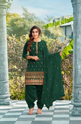 Dark-green embroidered faux georgette salwar 1