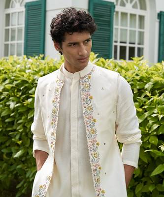 Blossam White Shrug Set 4