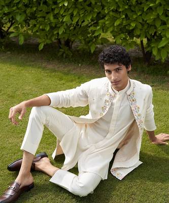 Blossam White Shrug Set 5