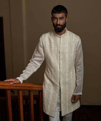Regal Saga Sleeveless Sherwani 4
