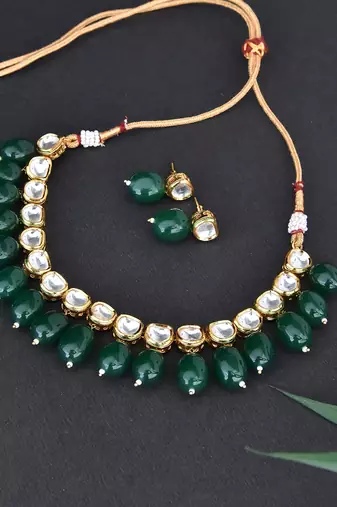 Swabhimann Green Emerald   Necklaces