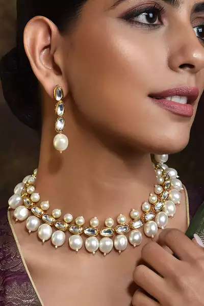 Swabhimann White Pearl Necklaces