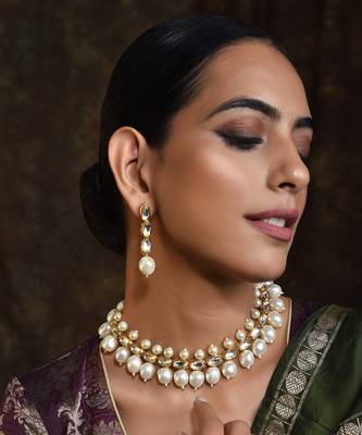Swabhimann White Pearl Necklaces 2