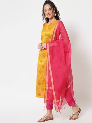 Yellow jacquard cotton silk Kurta Pant With Dupatta 1