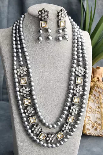 Grey zircon   necklaces