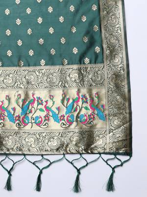 Dark-green jacquard cotton silk Kurta Pant With Dupatta 3