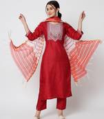 Red embroidered silk blend Kurta Pant With Dupatta