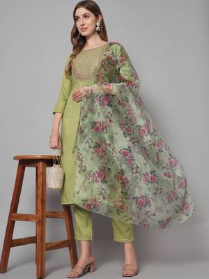 Light-green embroidered silk blend Kurta Pant With Dupatta 1