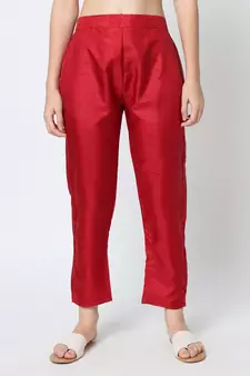 Red embroidered silk blend Kurta Pant With Dupatta