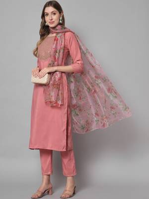Pink embroidered silk blend Kurta Pant With Dupatta 1