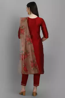 Maroon embroidered silk blend Kurta Pant With Dupatta