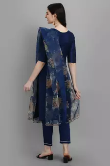 Blue embroidered silk blend Kurta Pant With Dupatta