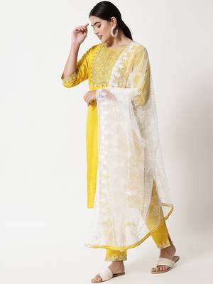 Yellow embroidered silk blend Kurta Pant With Dupatta 1