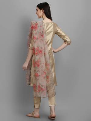 Beige embroidered silk blend Kurta Pant With Dupatta 3