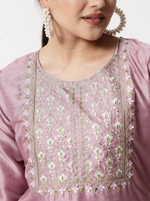 Lavender embroidered silk blend Kurta Pant With Dupatta 2