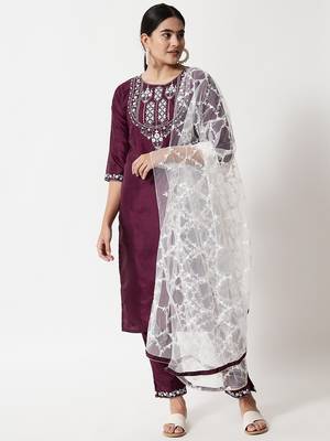 Purple embroidered silk blend Kurta Pant With Dupatta 1