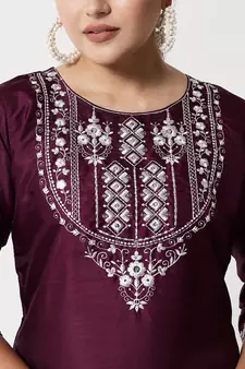 Purple embroidered silk blend Kurta Pant With Dupatta