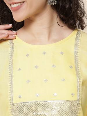 Yellow embroidered cotton Kurta Pant With Dupatta 2
