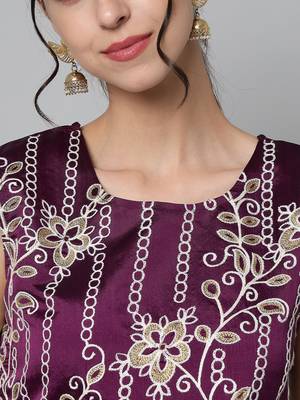 Purple embroidered cotton silk Kurta Pant With Dupatta 2