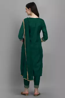 Green embroidered silk blend Kurta Pant With Dupatta