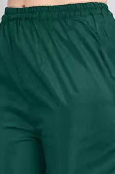 Green embroidered silk blend Kurta Pant With Dupatta