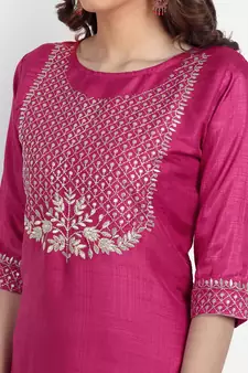 Pink embroidered chanderi Kurta Pant With Dupatta