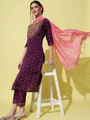 Purple embroidered silk blend Kurta Pant With Dupatta 1