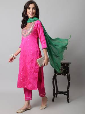 Pink embroidered silk blend Kurta Pant With Dupatta 1