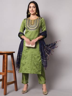 Mehendi embroidered silk blend Kurta Pant With Dupatta 1