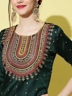 Dark-green embroidered silk blend Kurta Pant With Dupatta 2