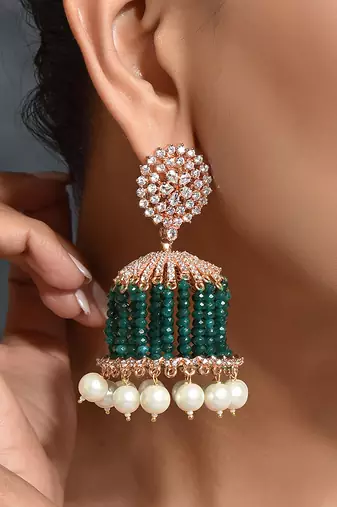 Geen Gold Tone Kundan Jhumki Earrings With Pearls