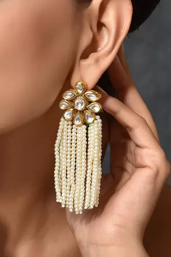 White Gold Tone Kundan Earrings With Pearls