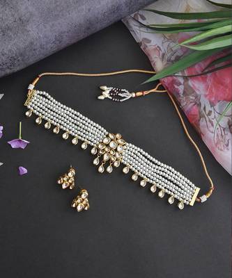 White and Gold Pearl and Stone Encrusted Choker Necklace Set 4