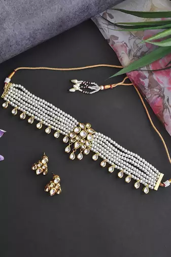 White and Gold Pearl and Stone Encrusted Choker Necklace Set