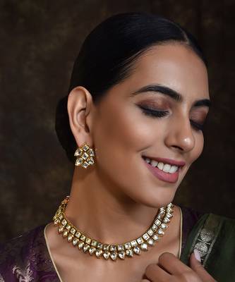 Gold Tone Kundan Necklace Set 1