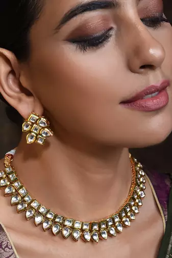 Gold Tone Kundan Necklace Set