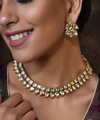 Gold Tone Kundan Necklace Set 3