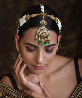 Green Gold Tone Kundan Pearl Matha Patti 1