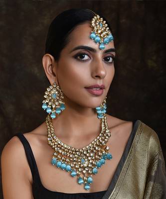 Blue Gold Tone Kundan Bridal Necklace Set With Maang Tikka 1