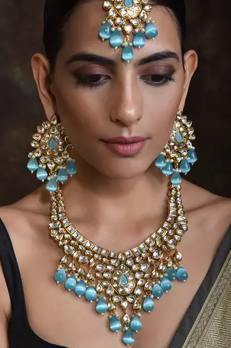Blue Gold Tone Kundan Bridal Necklace Set With Maang Tikka