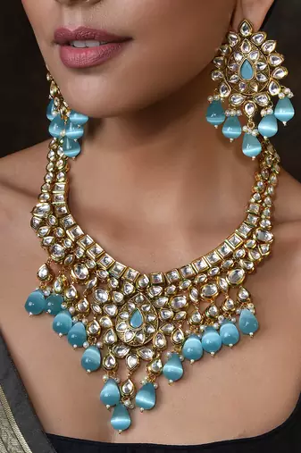 Blue Gold Tone Kundan Bridal Necklace Set With Maang Tikka